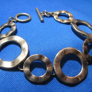 NIB LS Allure Toggle Bracelet